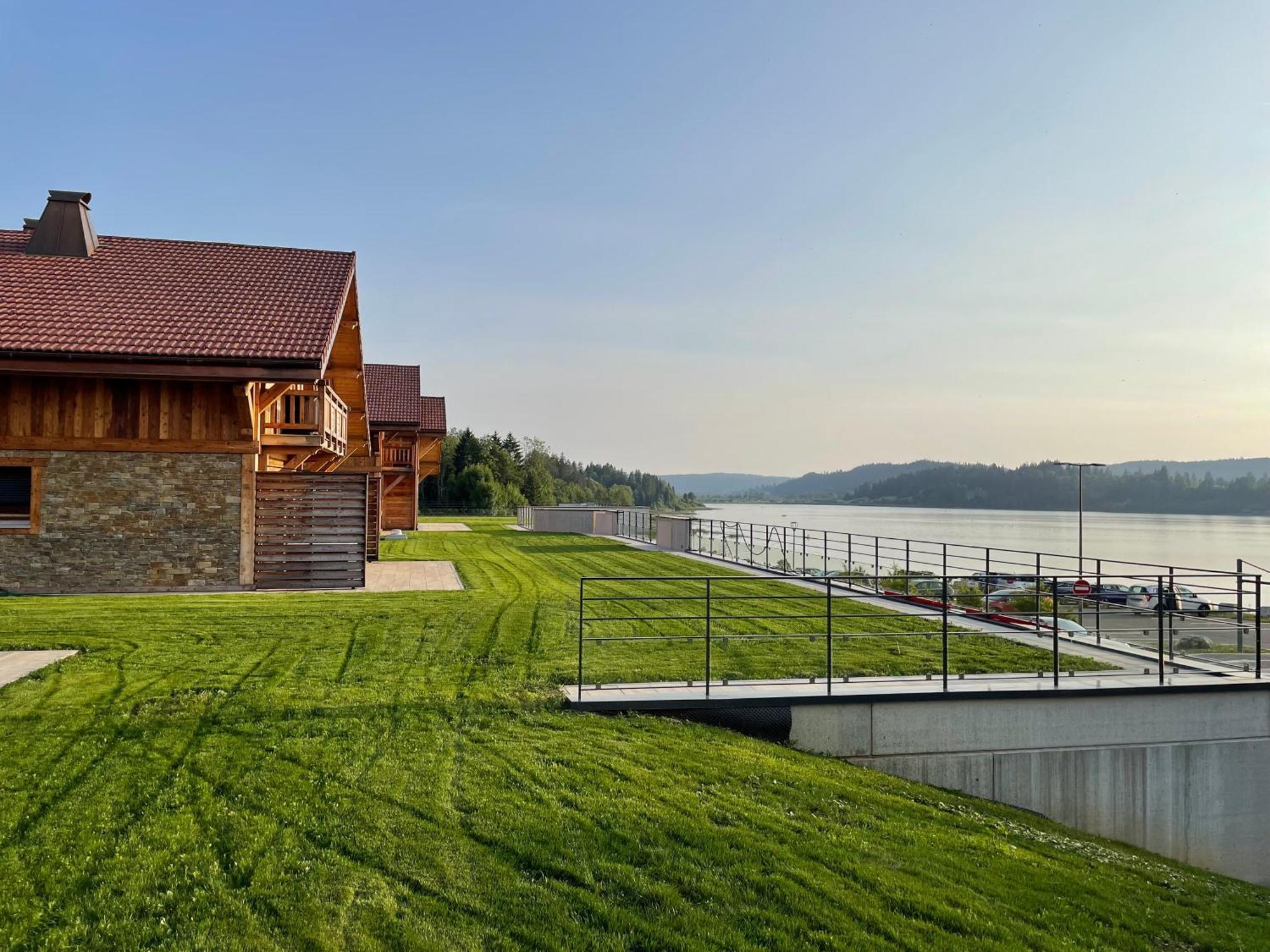 Chalets Coeur Du Lac マルビュイッソン エクステリア 写真